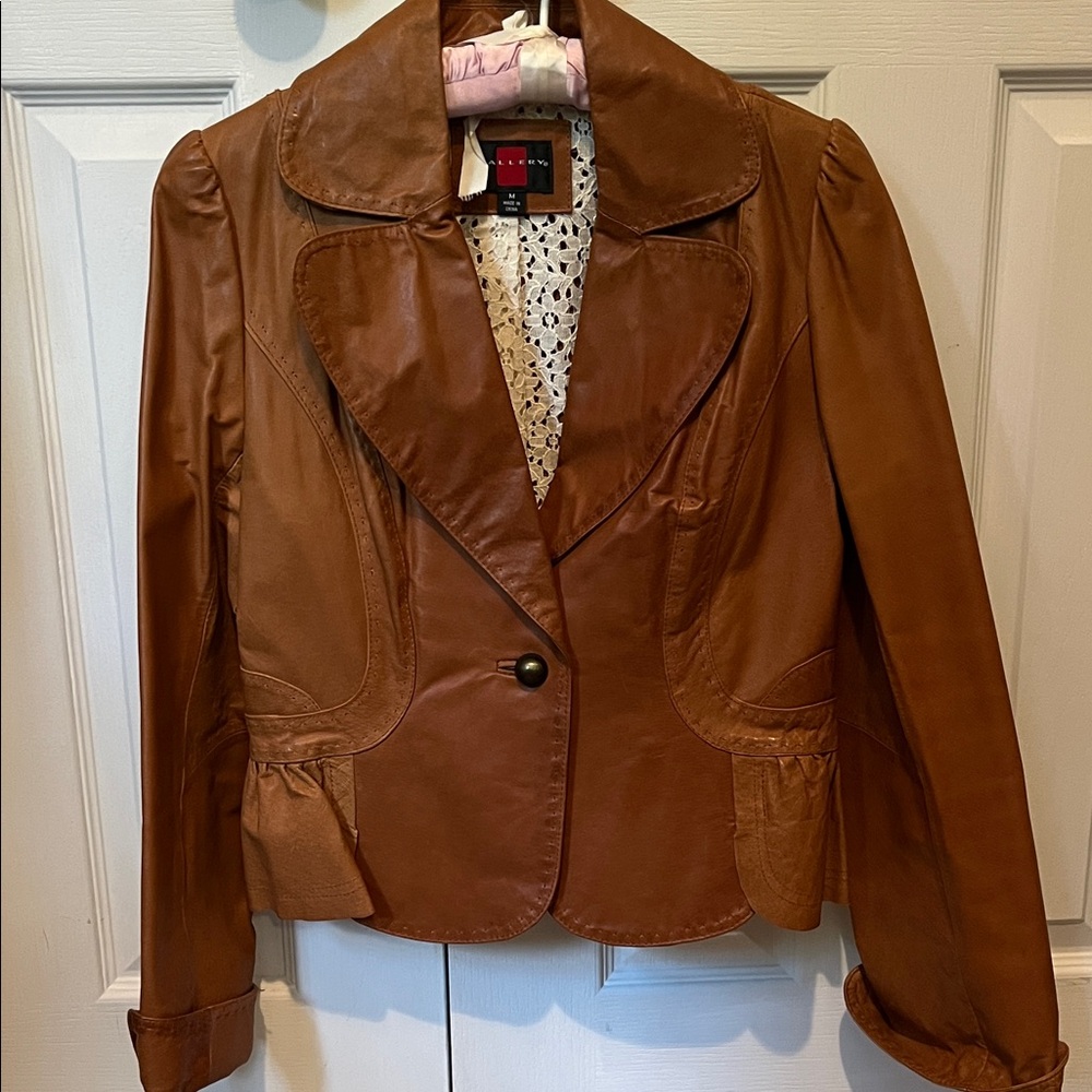 Gallery Women's Tan Blazer